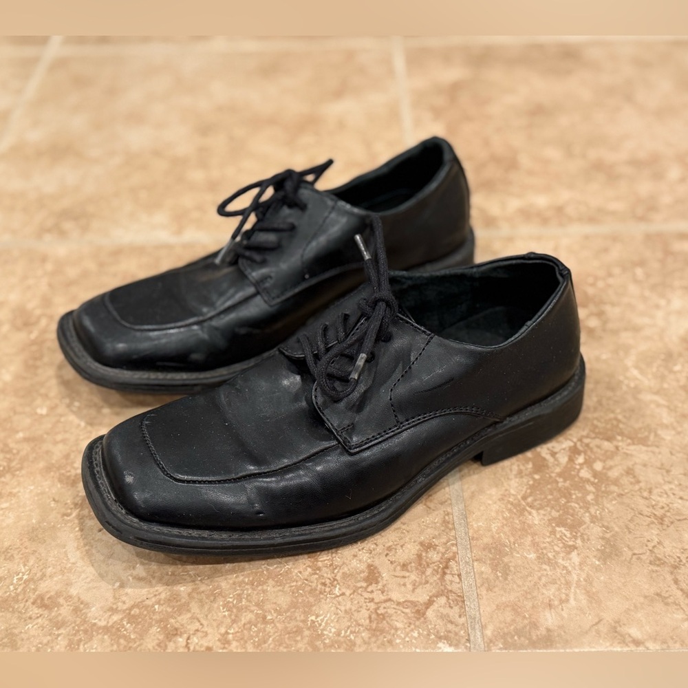 Borelli black boys dress shoes lace up size 3.5